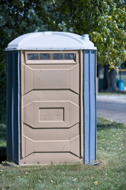 Best Affordable portable toilet rental  in Lewisville, WA